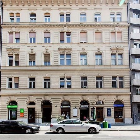 Main Street Daire Budapeşte Dış mekan fotoğraf
